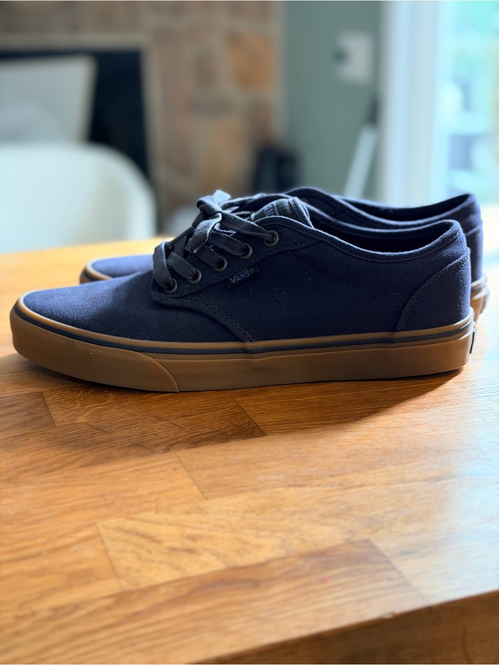 Vans Men’s Navy Canvas Low-Top Sneakers with Gum Sole